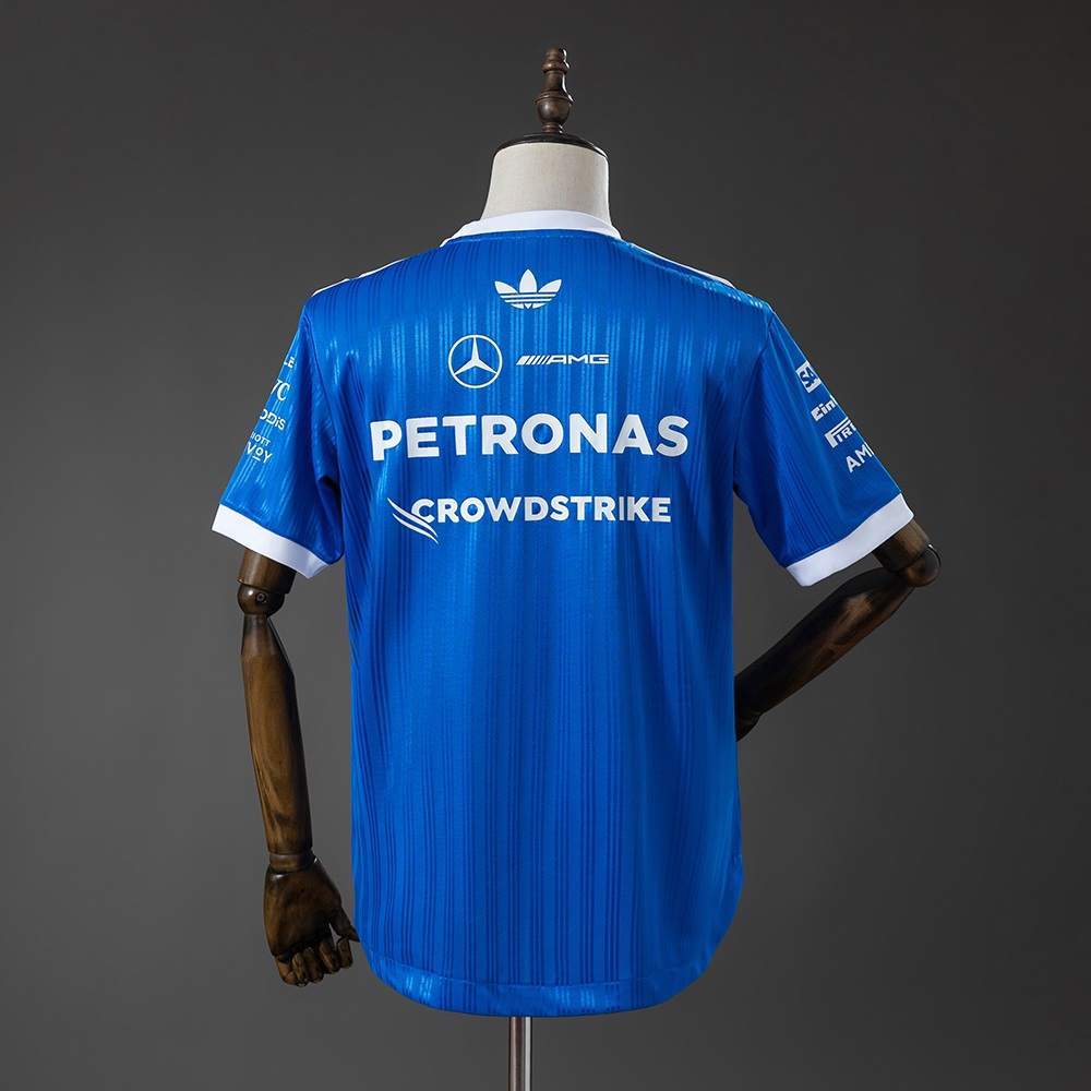 Mercedes-AMG Petronas F1 2026 player version Blue T-shirt Foto 2