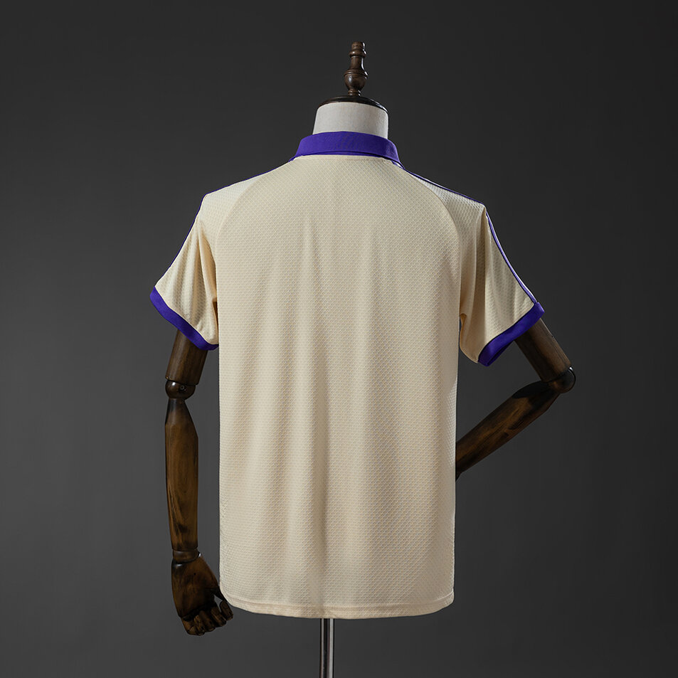 Real Madrid 25/26 POLO Apricot Foto 2