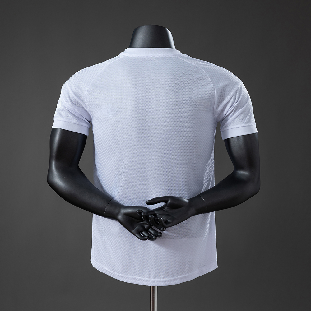Real Madrid 125th Anniversary Player Version Jersey Foto 2