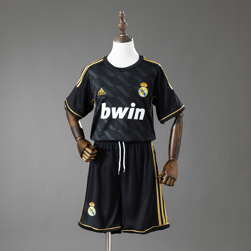Real Madrid 11/12 Away Retro Kids Kit Jersey