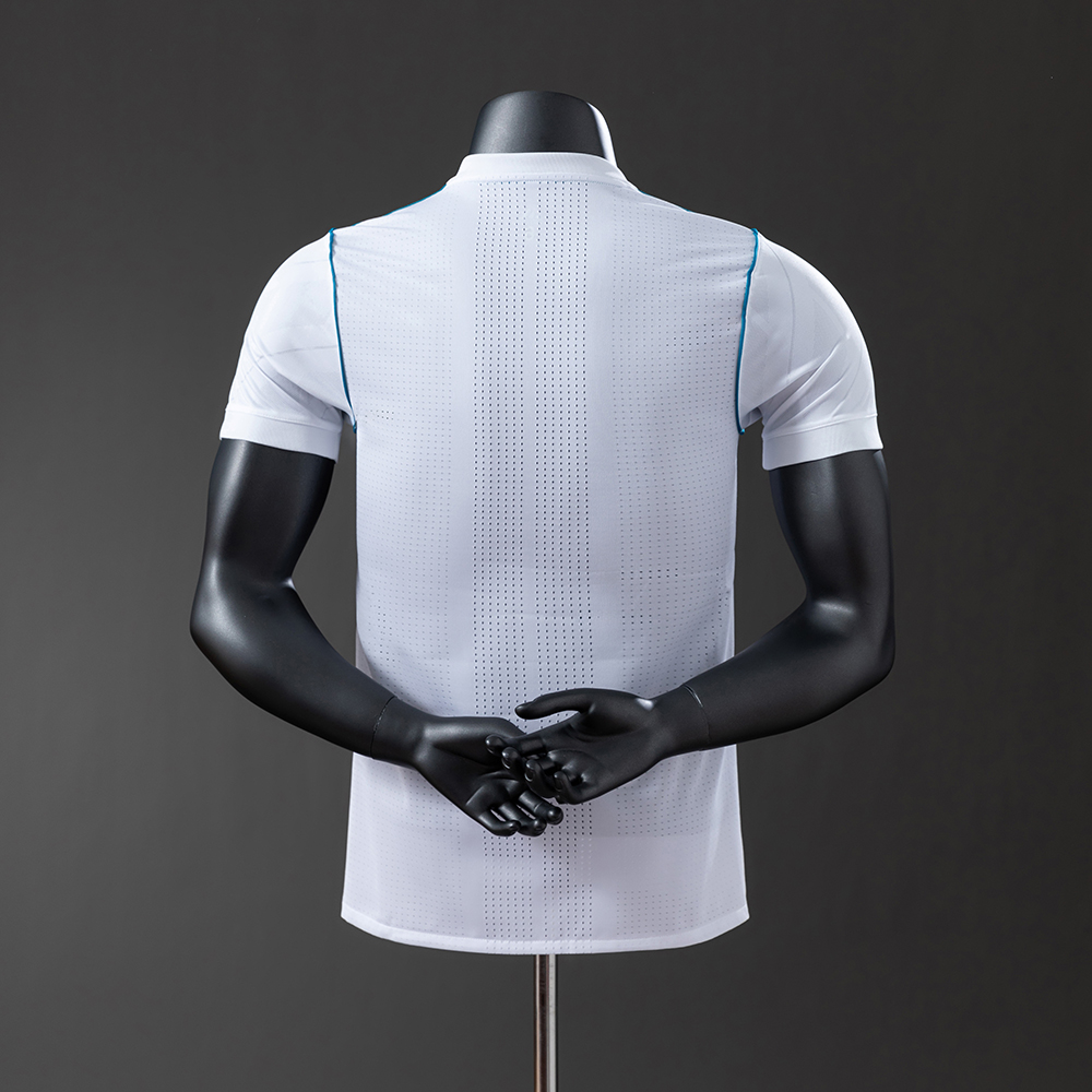 Real Madrid 17/18 Home Player Version Retro Jersey Foto 2