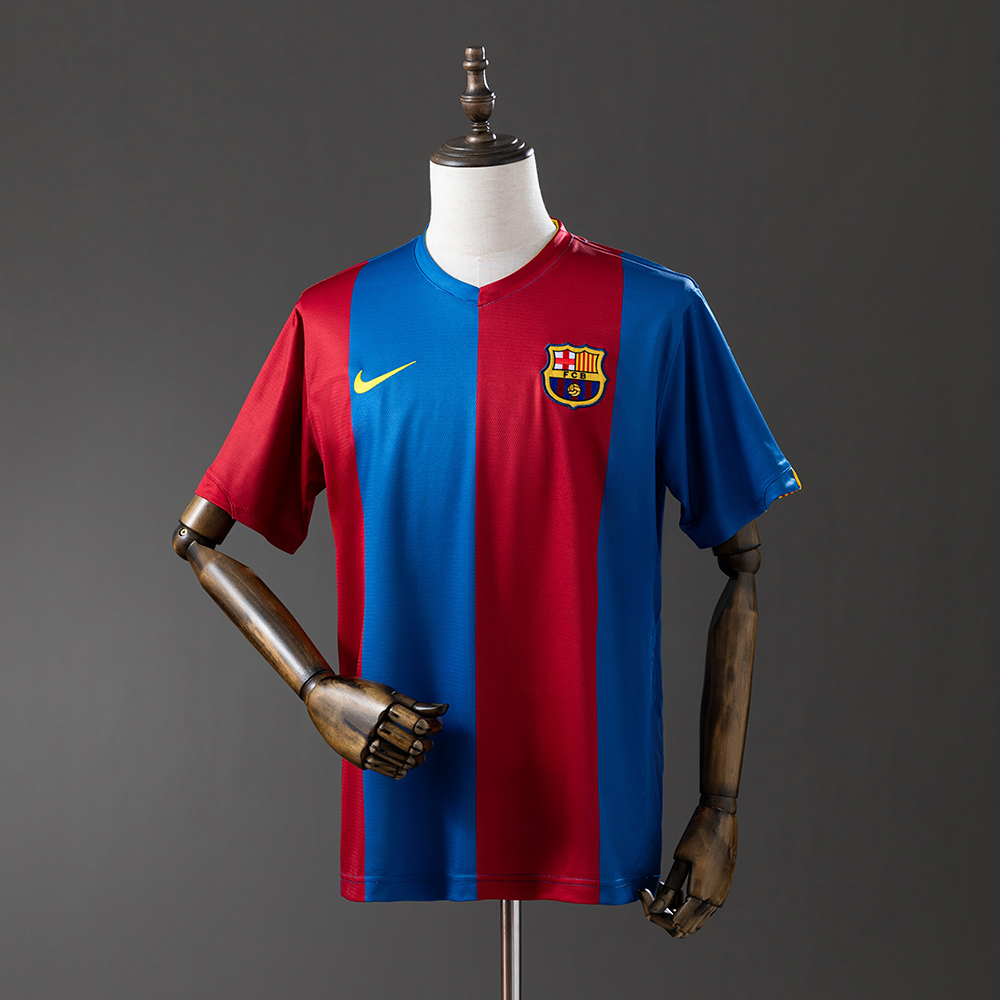 Barcelona 06/07 Home Retro Jersey