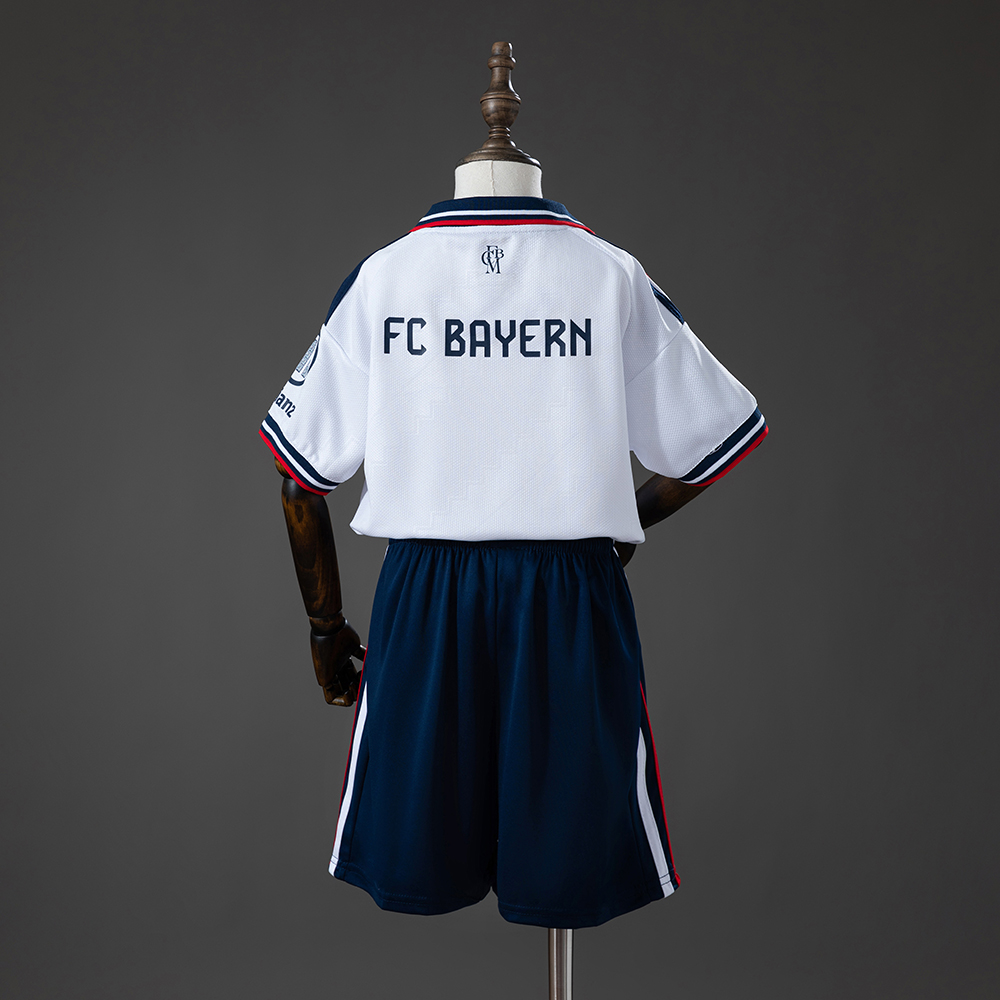 Bayern Munich 26/27 Away Kids Kit Jersey Foto 2
