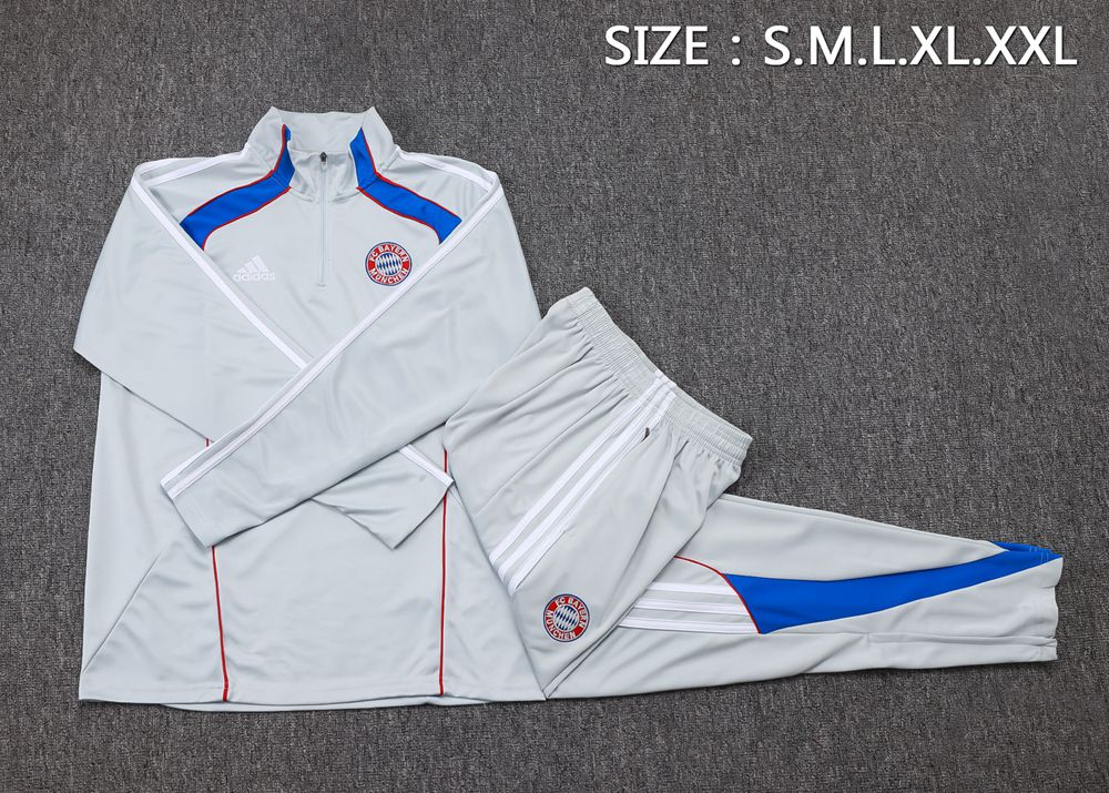 Bayern Munich 25/26 White Blue Red Half Zip Tracksuit Foto 2