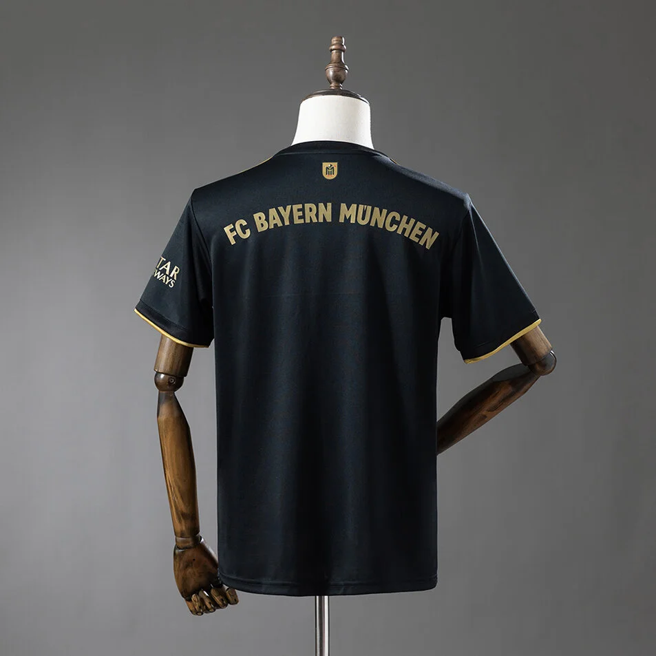 Bayern Munich 21/22 Home Retro Jersey Foto 2