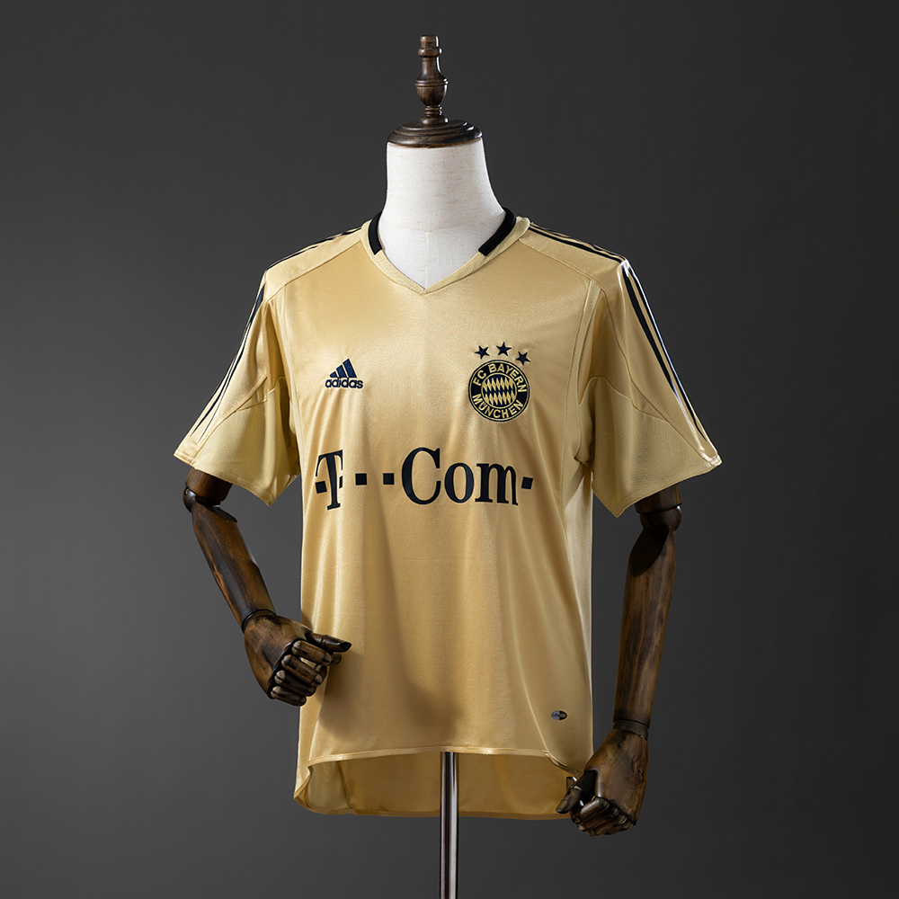 Bayern Munich 04/05 Away Retro Jersey