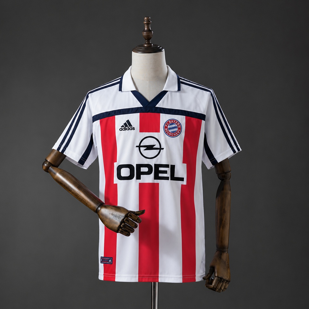 Bayern Munich 00/01 Away Retro Jersey