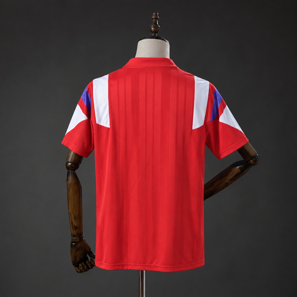 Bayern Munich 26/27 EQT Red Retro Jersey Foto 2
